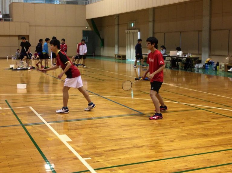 バトミントン部・岡山での大会に出場