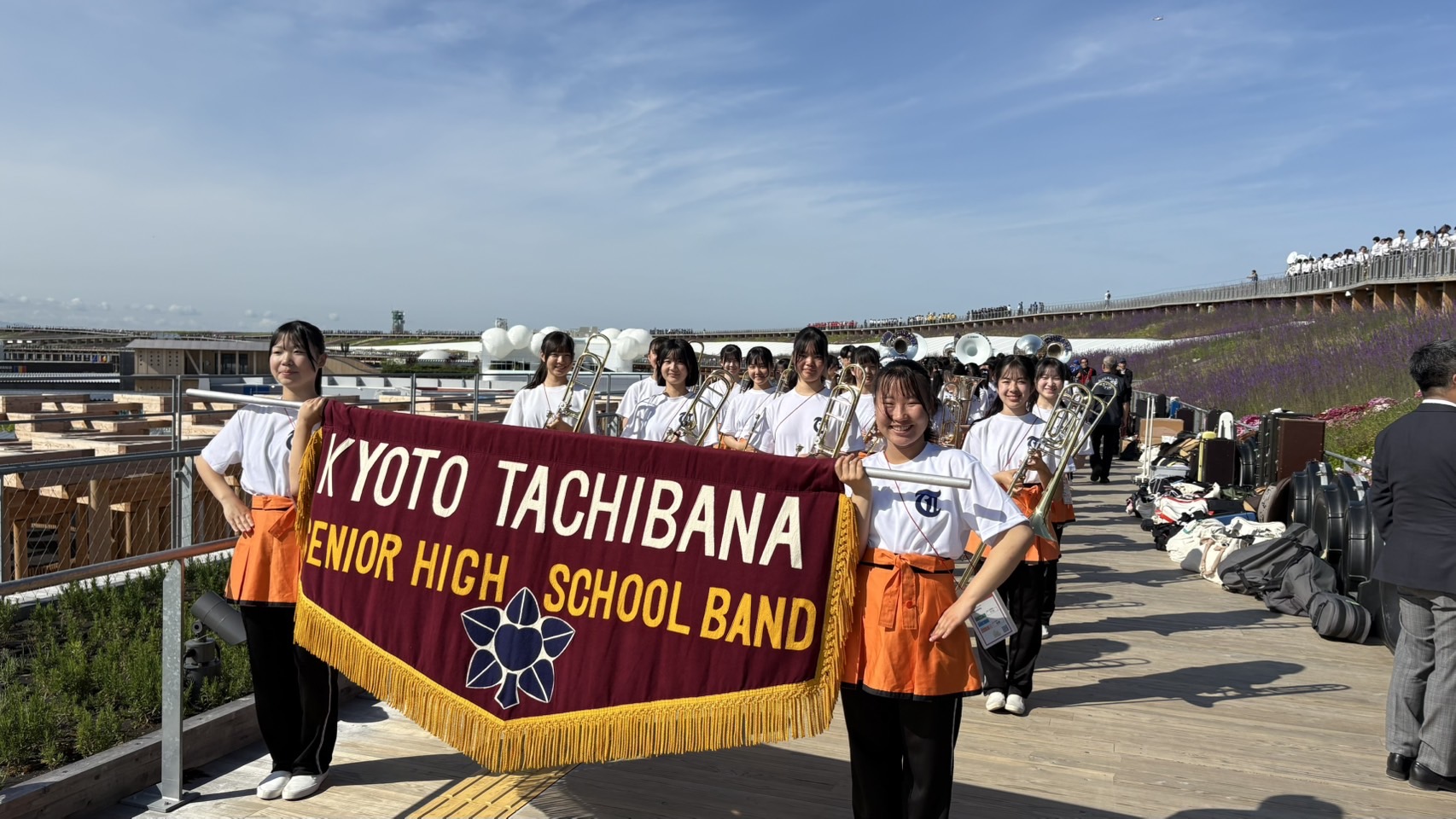 高校吹奏楽部・万博会場でマーチング | 橘の風 | 京都橘中学校・高等学校