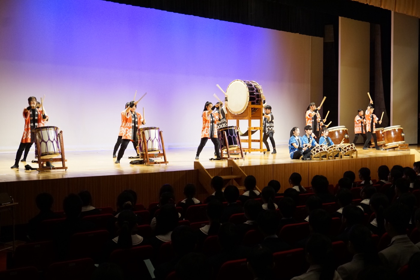 和太鼓部のステージ演奏